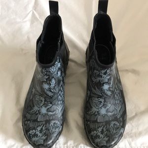 Dansko Rubber Rain Booties